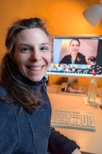 Ein Selfie einer Katzenberaterin während der ViKo zur Blogdekade 2026. Veröffentlichung mit freundlicher Genehmigung.